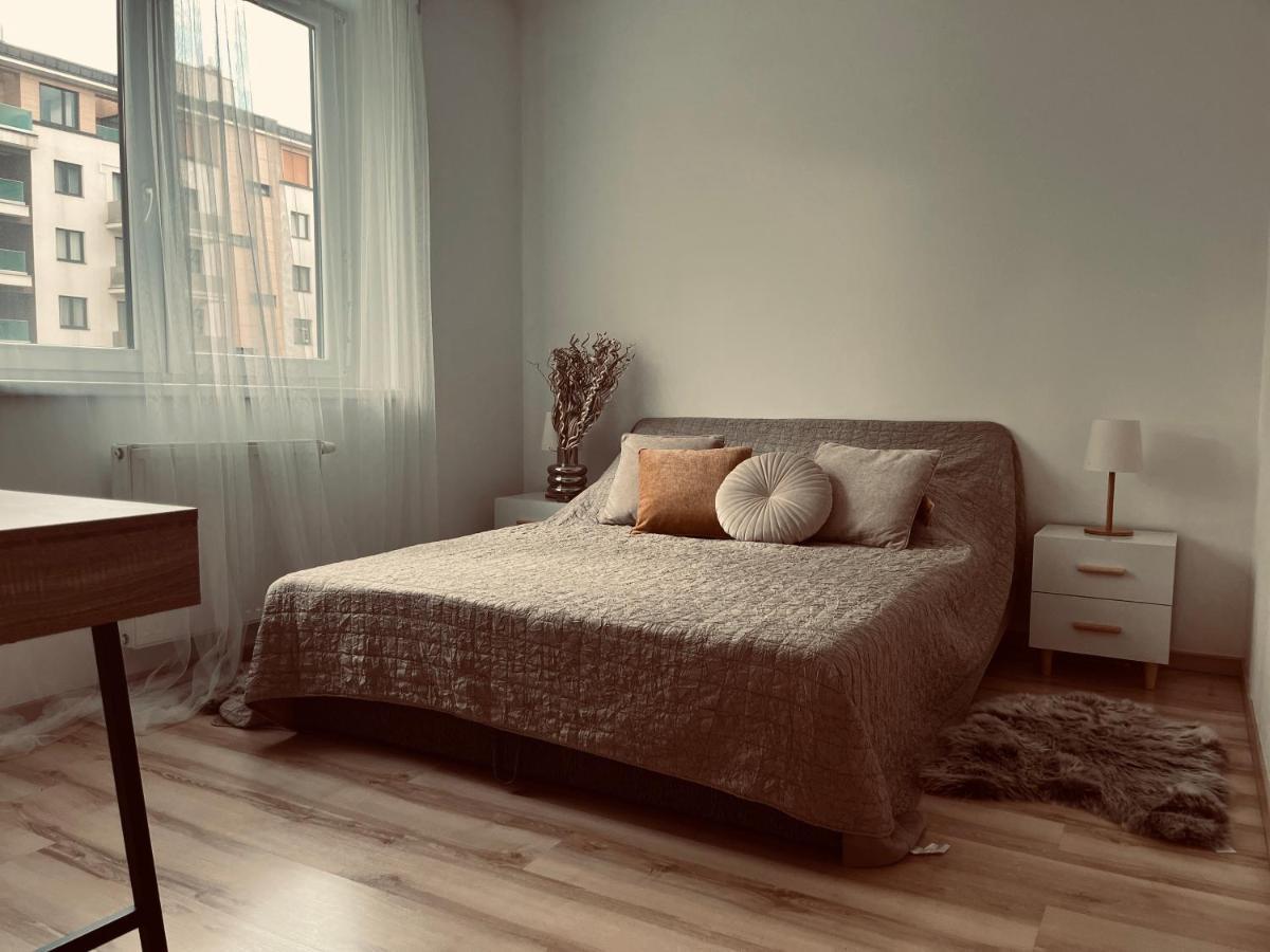 Appartamento Corvin Promenade Crystal Budapest Esterno foto